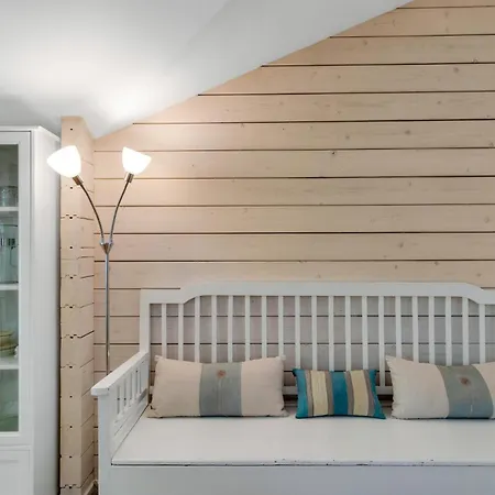 Nyaraló Lovely In With Kitchen Rønde